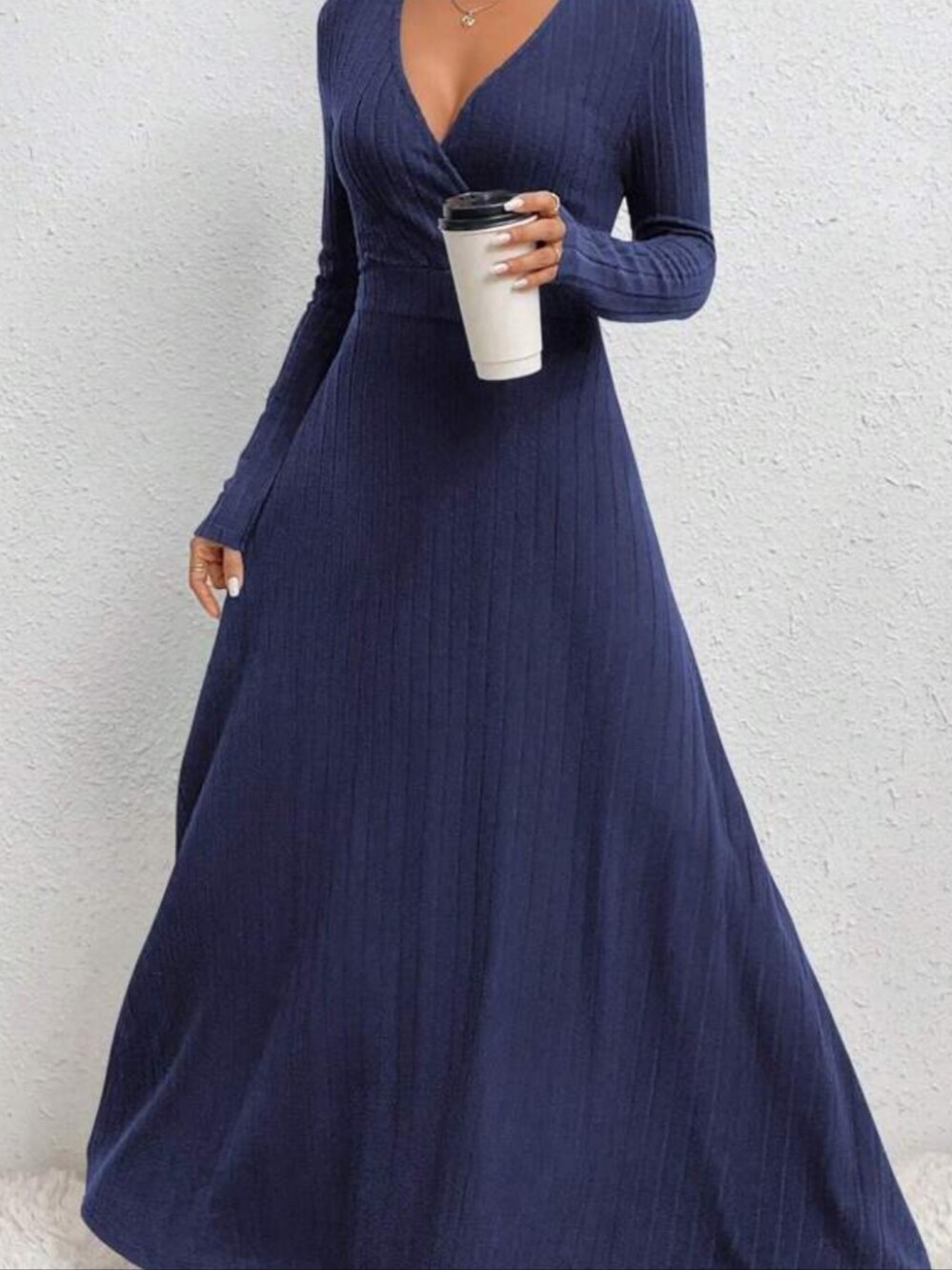 V-Neck Long Sleeve Ribbed Maxi Dress in Navy Fall Dress M